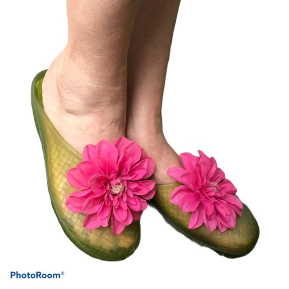 Okabashi Green W/Pink Flower Jelly Clogs Sz 6.5